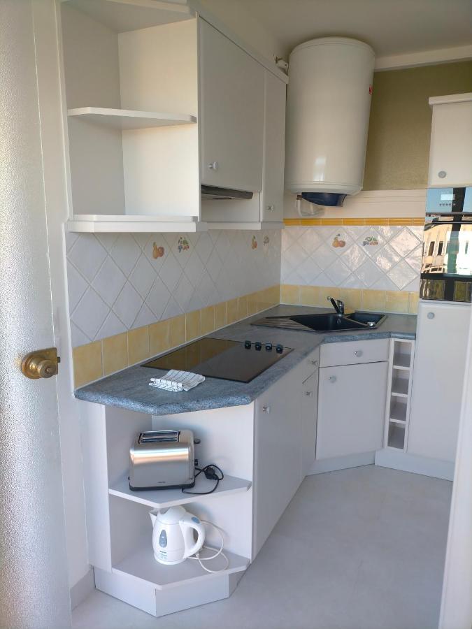 Appartement Lumineux Et Spacieux En Centre Ville Dieppe Exteriör bild